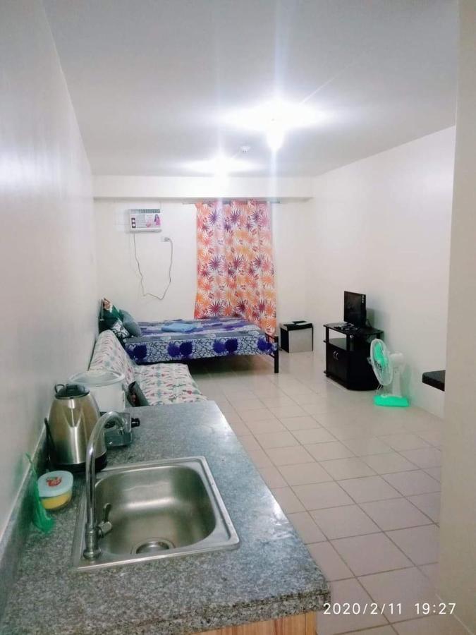 Urban Deca Tondo Manila By Gracey'S Place Unit 3 エクステリア 写真